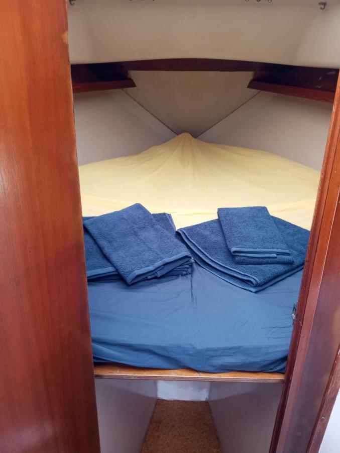 Отель Lisbon Cosy Boat Экстерьер фото