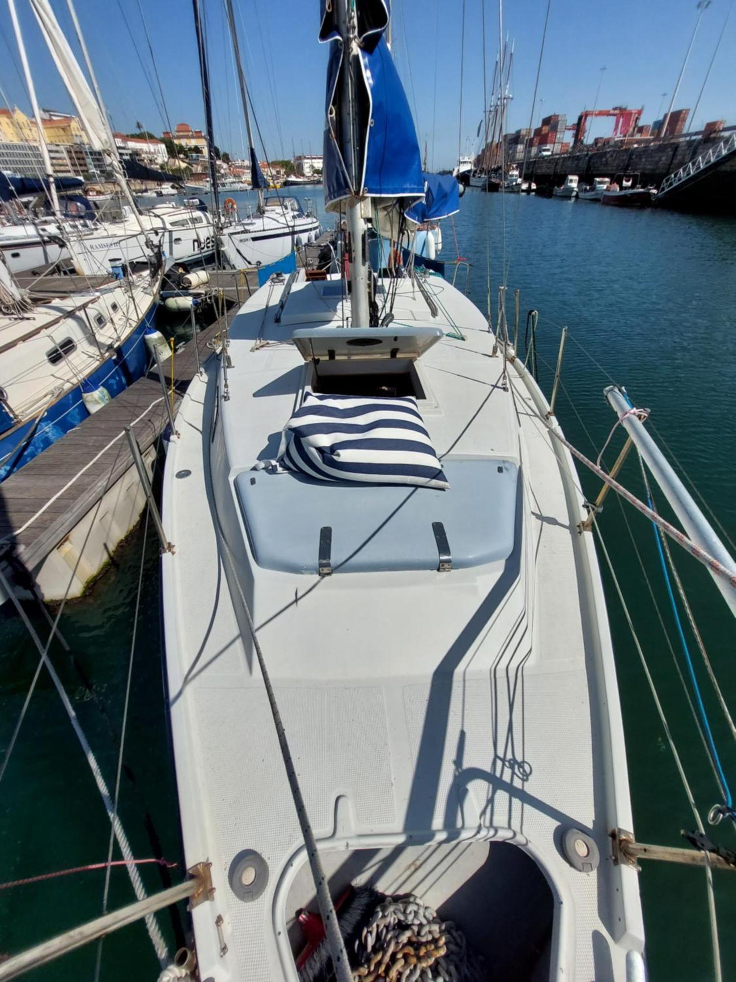 Отель Lisbon Cosy Boat Экстерьер фото